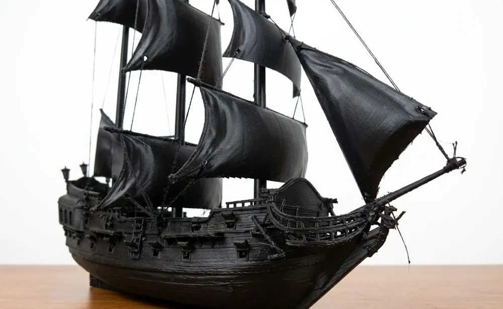 Black Pearl Inspired Pirate Ship, Display Model, photo 3 of 5 - Black Pearl Inspired Pirate Ship, Display Model Household