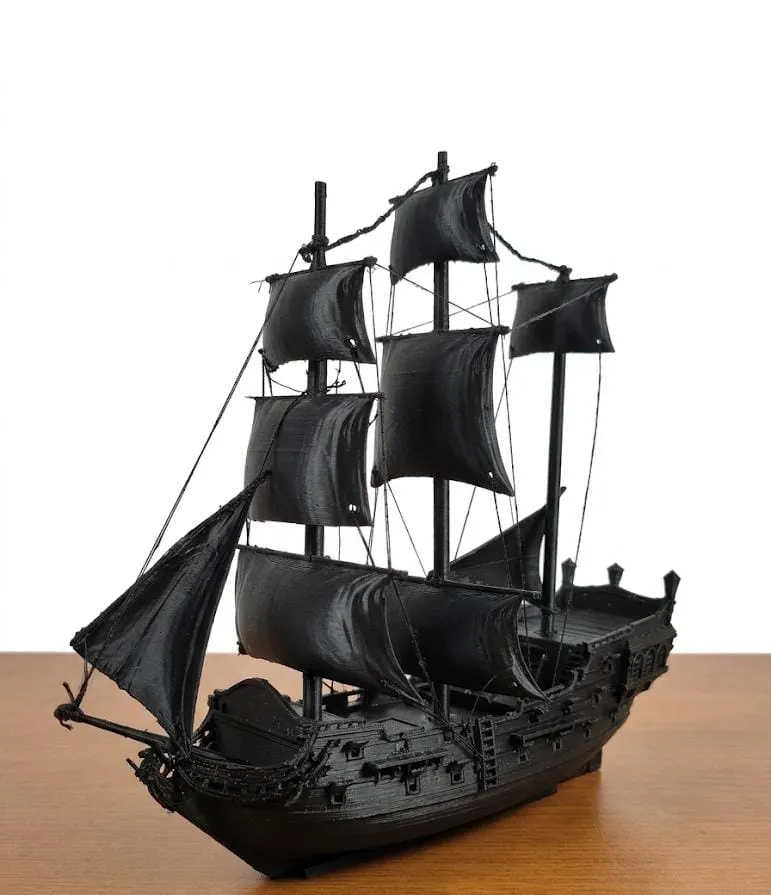 Black Pearl Inspired Pirate Ship, Display Model, photo 4 of 5 - Black Pearl Inspired Pirate Ship, Display Model Household