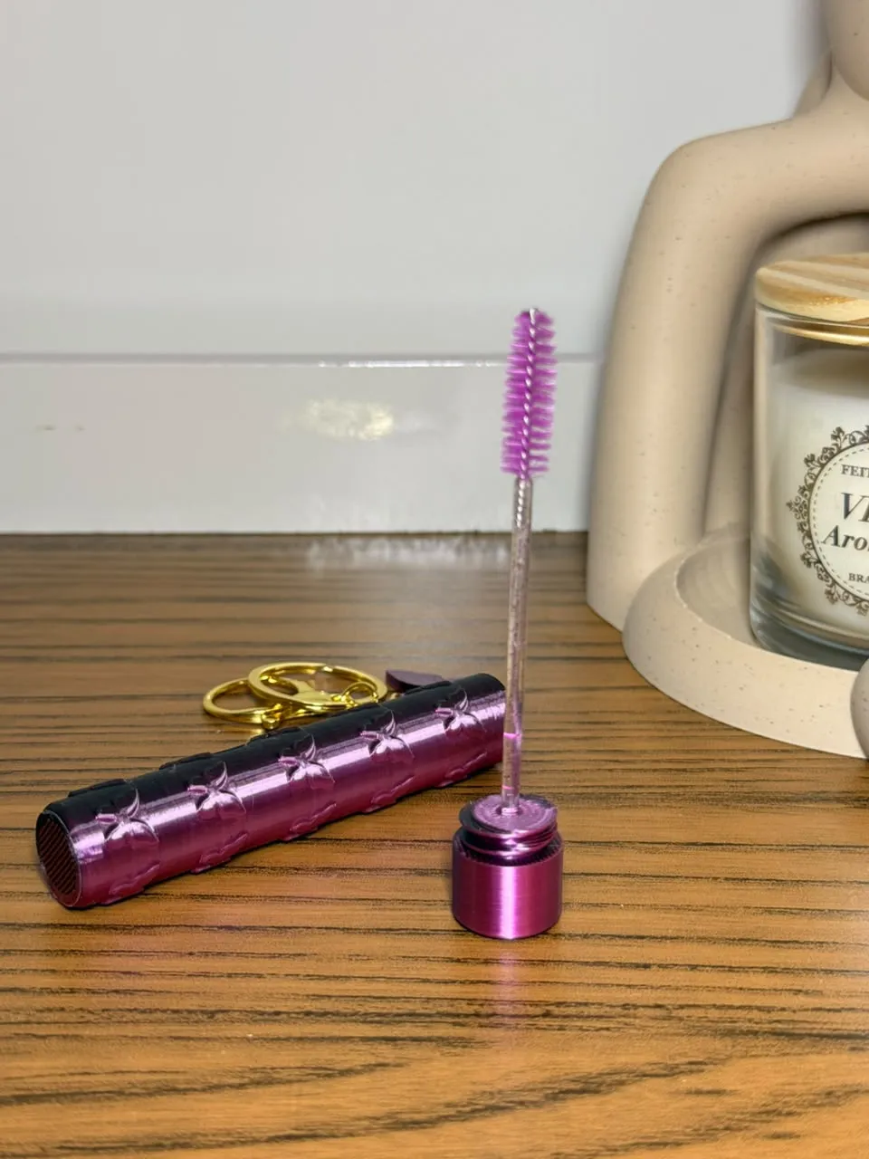 Lash Keychain Brush Holder Eyelashes Eyebrows, photo 2 of 5 - Lash Keychain Brush Holder Eyelashes Eyebrows Fashion
