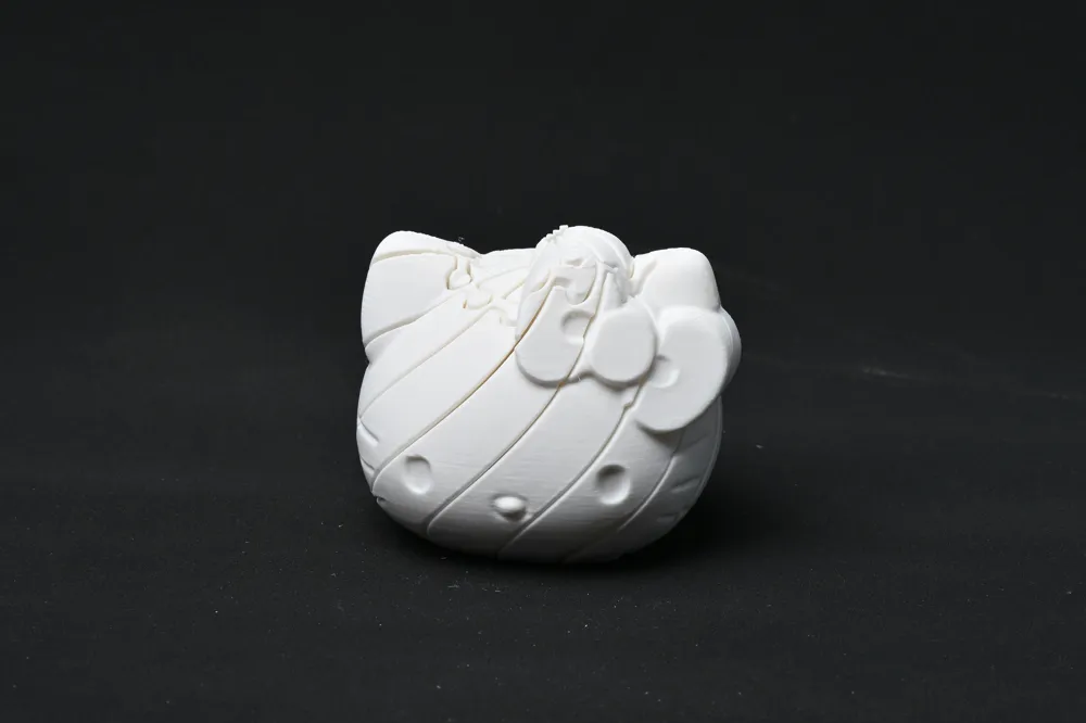 Retractable and Sliding Hello Kitty Cat Head Decompression Toy, photo 4 of 5 - Retractable and Sliding Hello Kitty Cat Head Decompression Toy Toys & Games