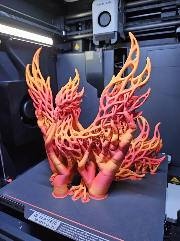 ‍Voronoi Phoenix - Rise from the ashes!, photo 4 of 4 - ‍Voronoi Phoenix - Rise from the ashes! Toys & Games